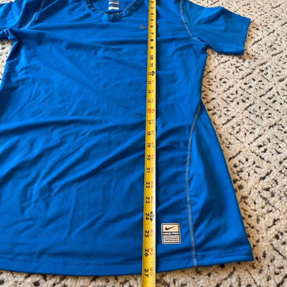 Nike pro womens large blue short sleeve top - Picture 5 of 6